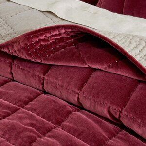 Pottery Barn Full/Queen Velvet Box Stitch Quilt in Ruby Red - NWT!